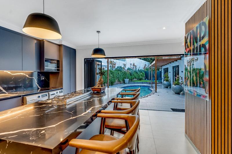 To Let 4 Bedroom Property for Rent in Northshore Western Cape